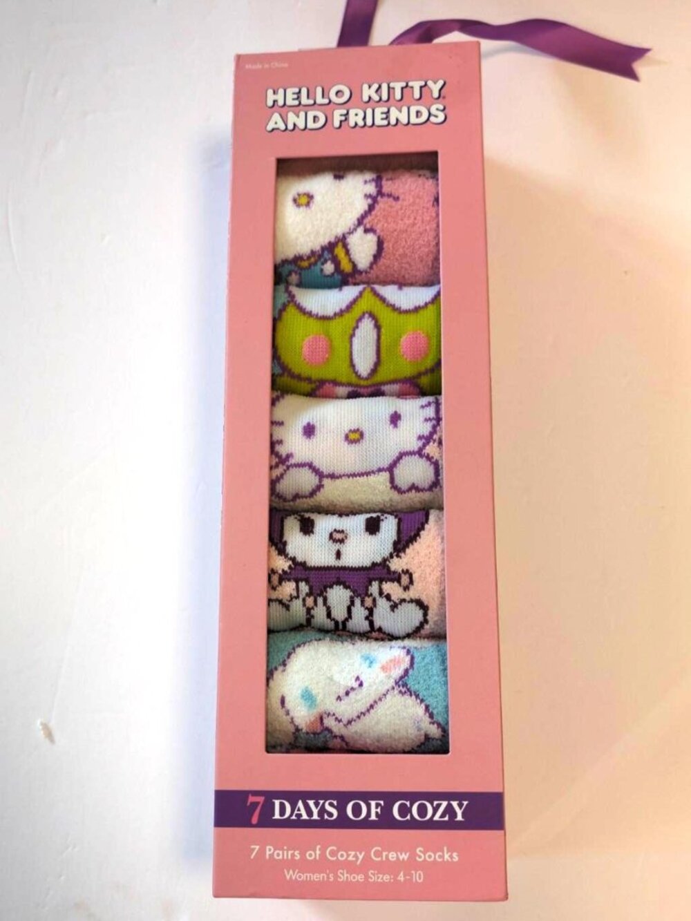 Hello Kitty & Friends Women's Cozy Crew Socks 7 Pack Gift Box - New / Sealed